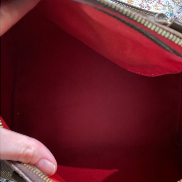 Authentic Louis Vuitton Speedy 30 in Damier Ebene - Picture 8 of 15